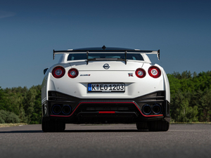 2020 NISMO w^