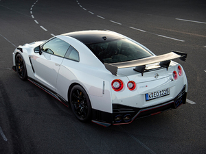 2020 NISMO w^