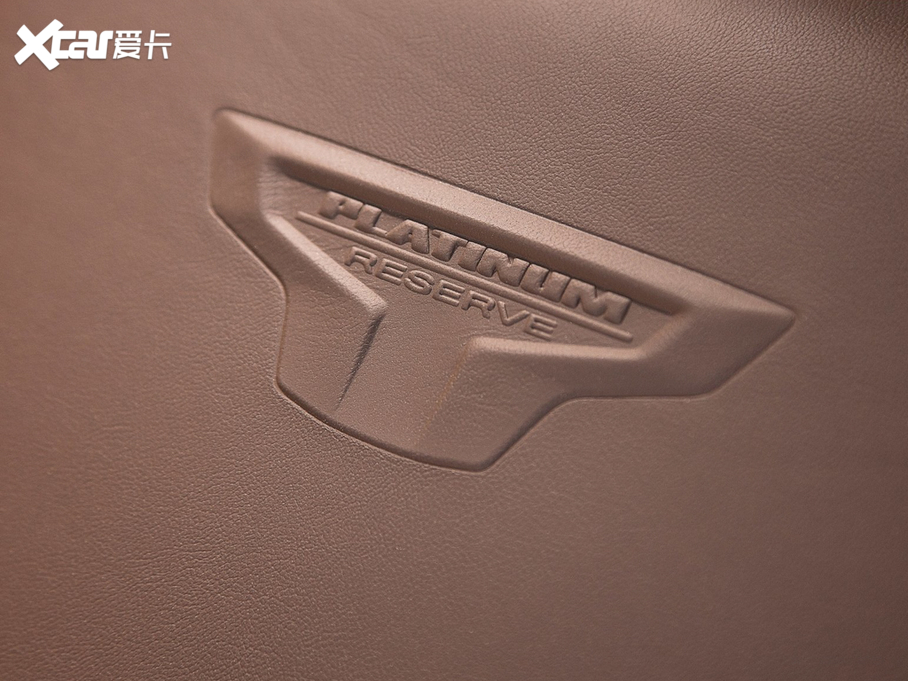 2020Titan Platinum Reserve