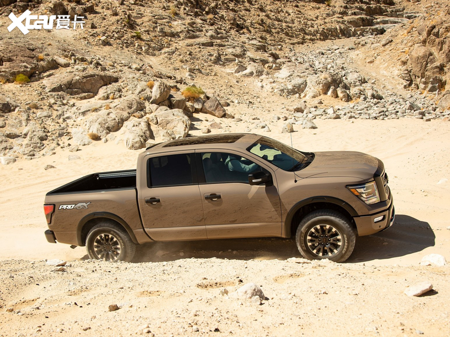 2020��Titan PRO-4X