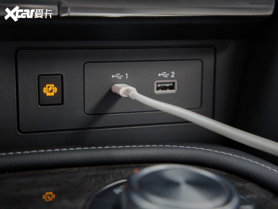 2021��A(y��)rmada Platinum