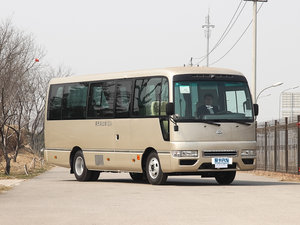 2013款4.5L VIP高配版(18座) 整体外观