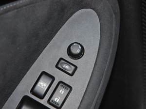 20133.7L Roadster п؅^(q)