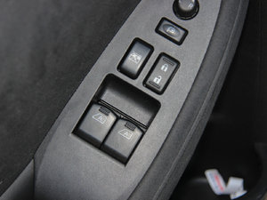 20133.7L Roadster п؅^(q)