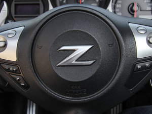 20133.7L Roadster п؅^(q)