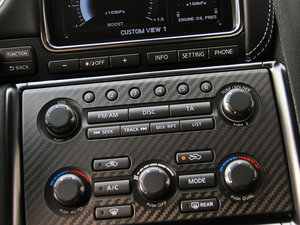 2014款3.8T Premium Edition 黑色内饰 音响调节