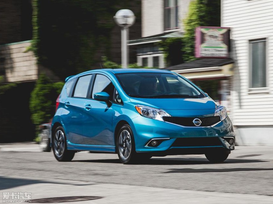 2015��Versa note SR