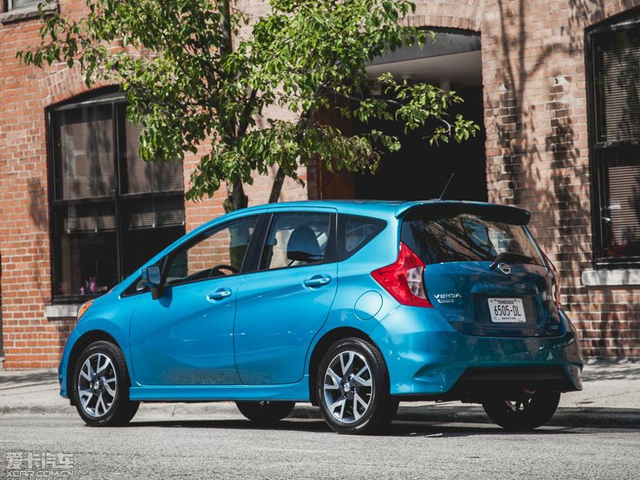 2015��Versa note SR