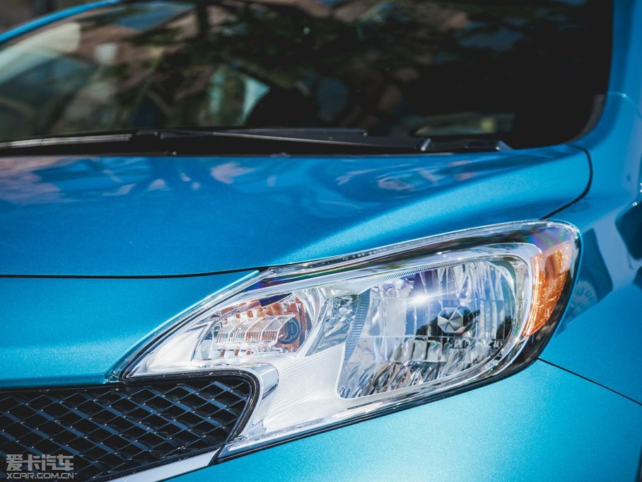 2015��Versa note SR