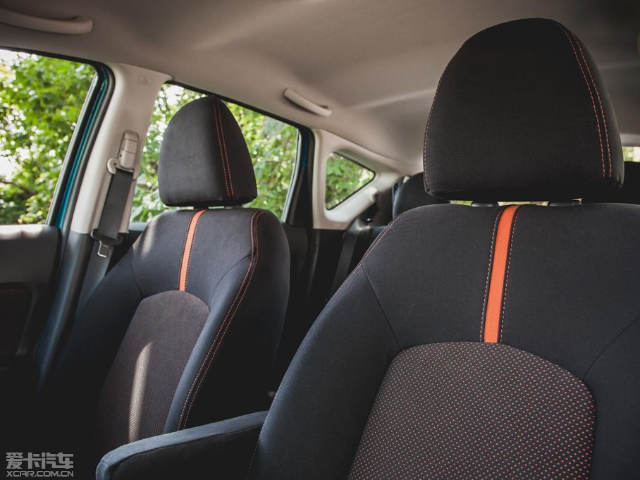 2015��Versa note SR