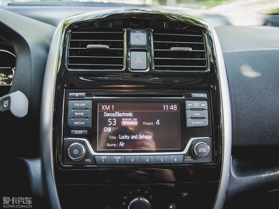 2015��Versa note SR