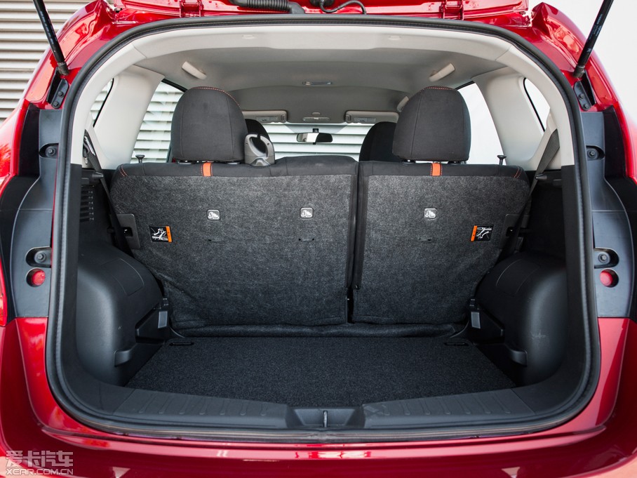 2015��Versa note SR