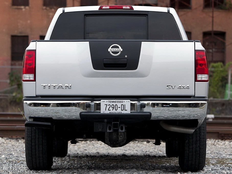 2012Titan 