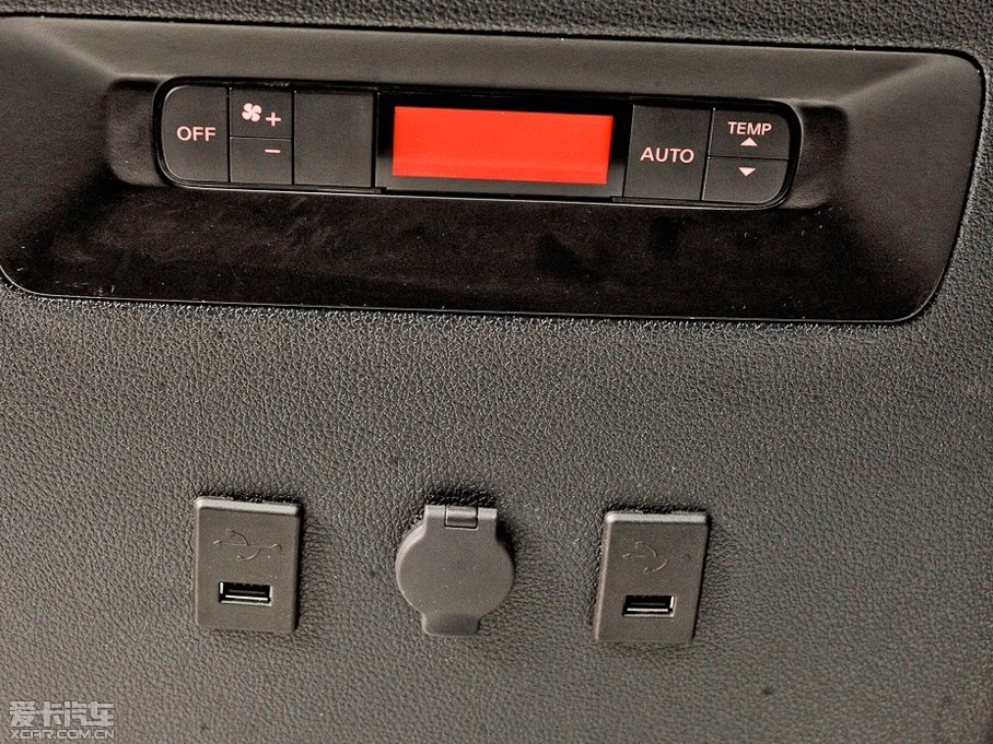 2014���ծa(ch��n)NV200(����) Taxi