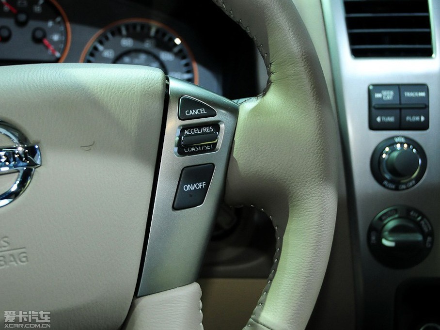 2012��Armada ������