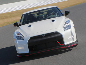 2015款3.8T Nismo 整体外观
