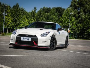 2015款3.8T Nismo 整体外观