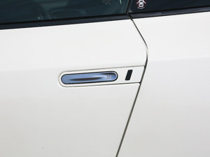 2015款3.8T Nismo 主驾门拉手