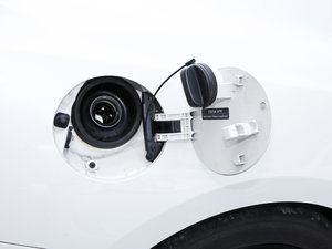 2015款3.8T Nismo 油箱盖