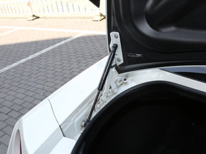 2015款3.8T Nismo 空间座椅