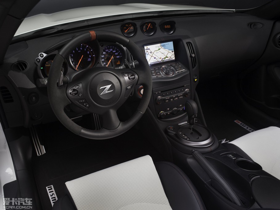 2015ծa370Z Nismo Roadster܇