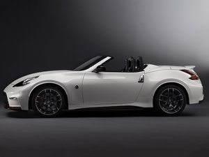 2015Nismo Roadster 