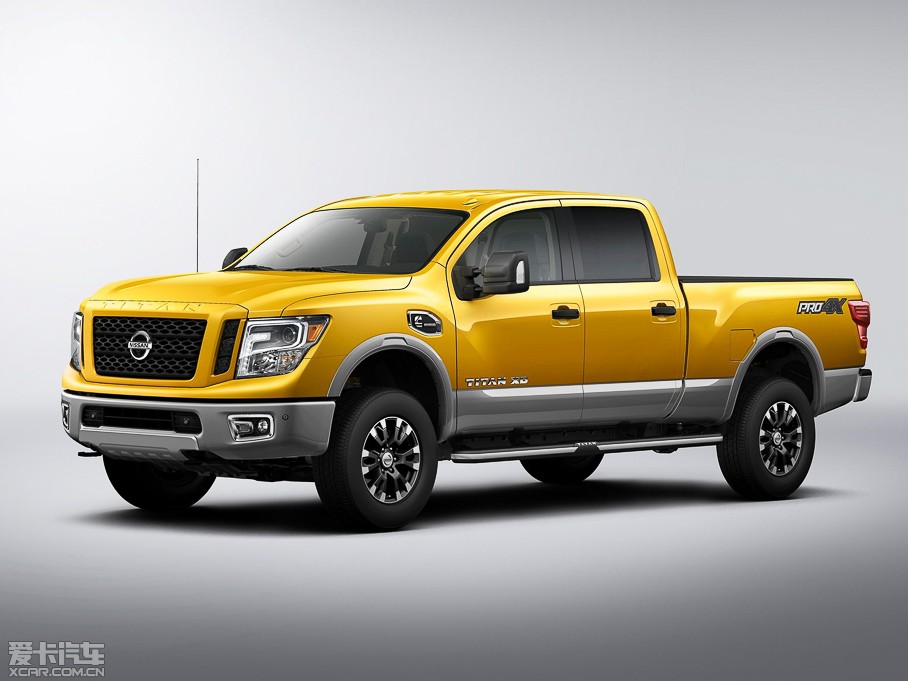 2016��Titan �p�� ������