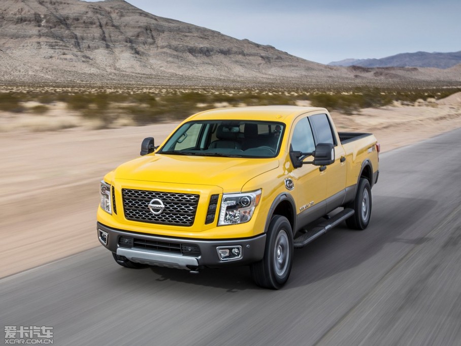 2016��Titan �p�� ������