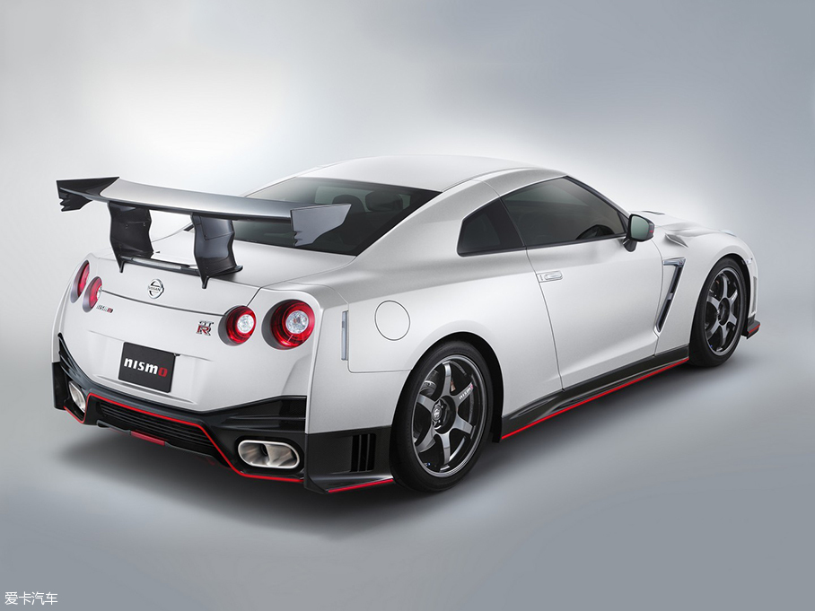 2016ծa(chn)GT-R 3.8T NISMO N Attack