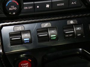 2017款3.8T 旗舰版 中控区