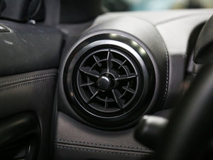 2017款3.8T 旗舰版 中控区