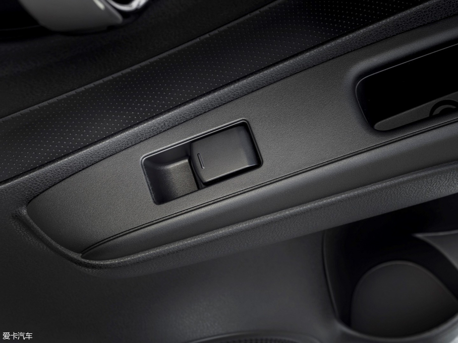 2016��Note Black Edition