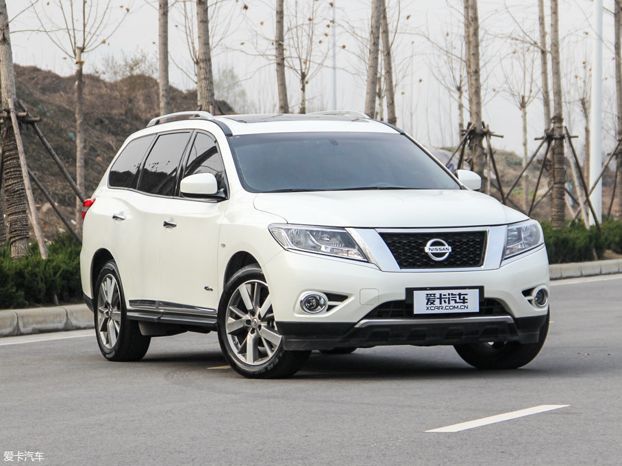 2016Pathfinder 2.5L hybrid