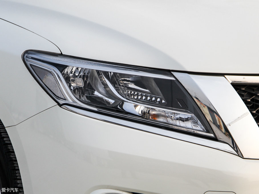 2016Pathfinder 2.5L hybrid