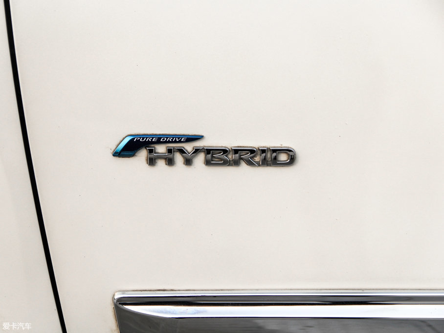 2016Pathfinder 2.5L hybrid