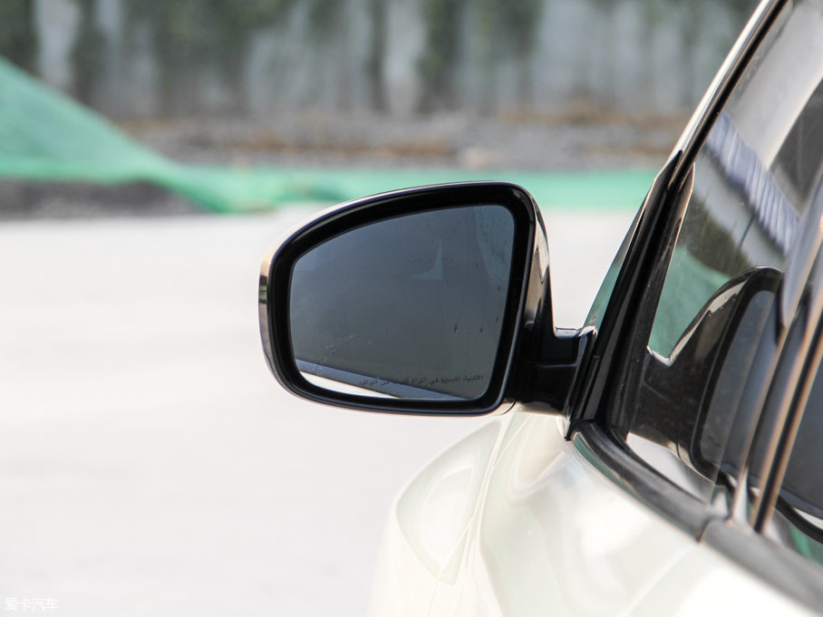 2016Pathfinder 2.5L hybrid