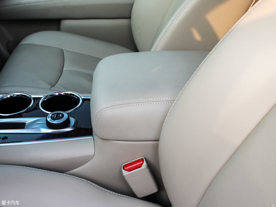 2016Pathfinder 2.5L hybrid