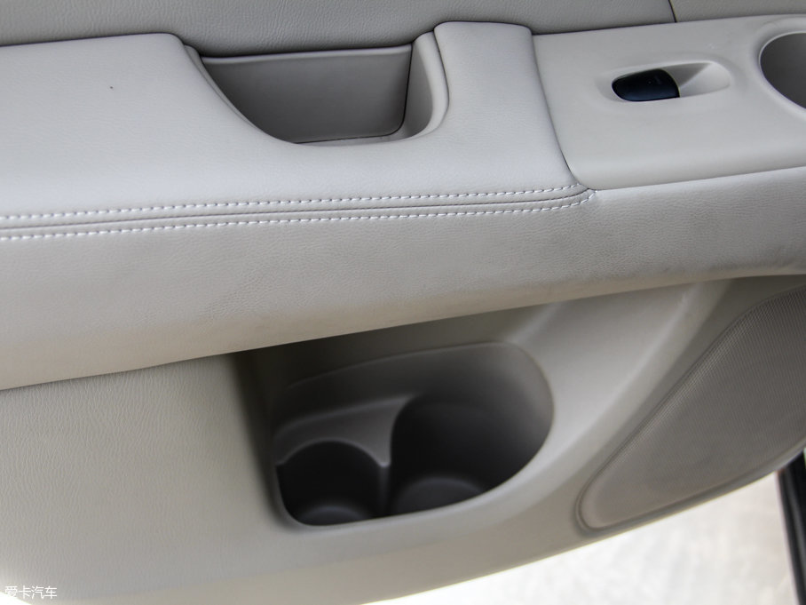 2016Pathfinder 2.5L hybrid