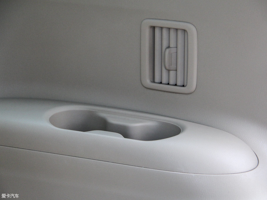 2016Pathfinder 2.5L hybrid