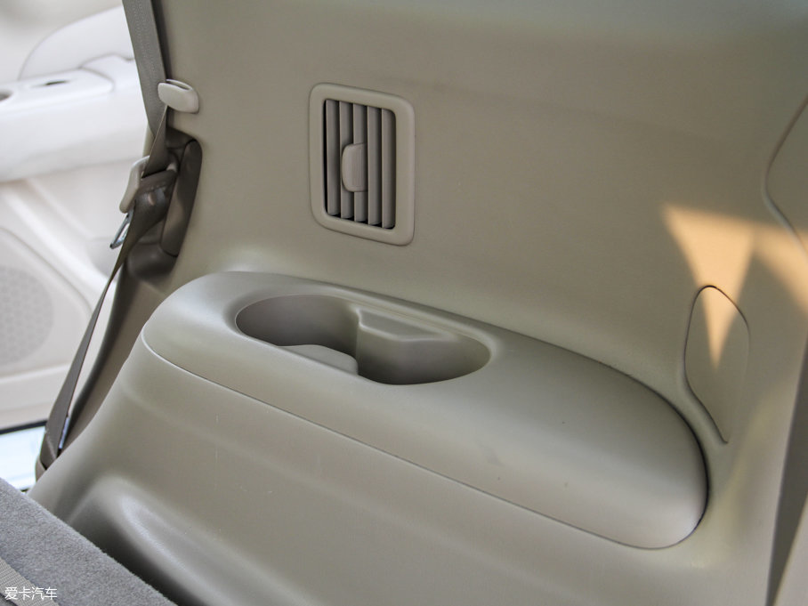 2016Pathfinder 2.5L hybrid