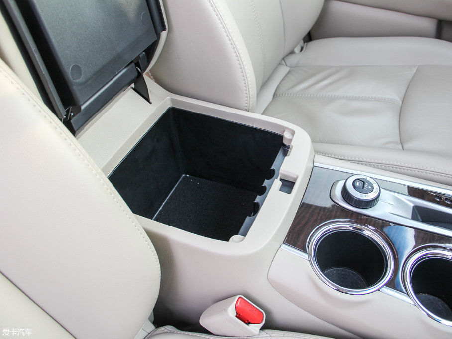 2016Pathfinder 2.5L hybrid