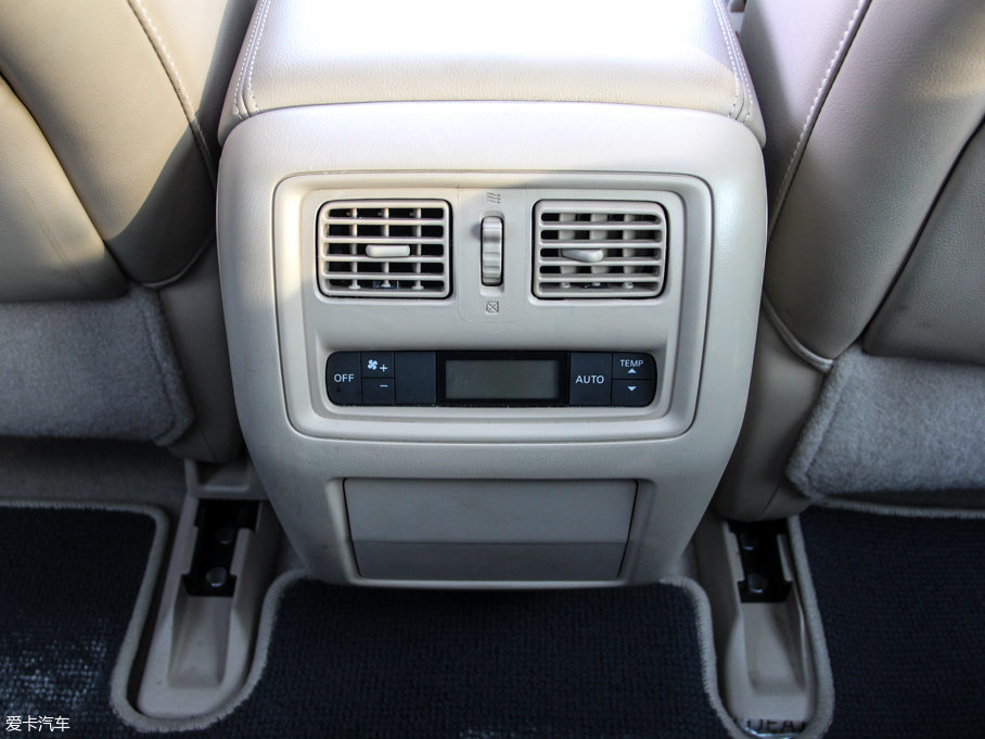 2016Pathfinder 2.5L hybrid