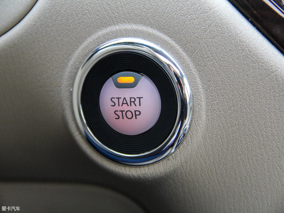 2016Pathfinder 2.5L hybrid