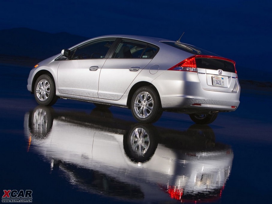 2013���Insight 