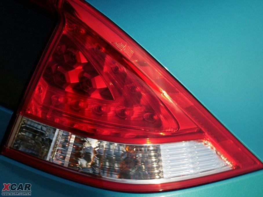 2013���Insight 