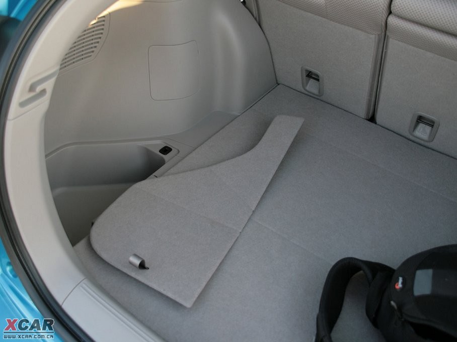 2013���Insight 