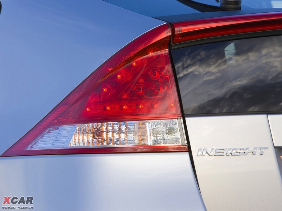 2013���Insight 