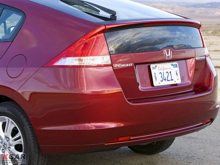 2013���Insight 