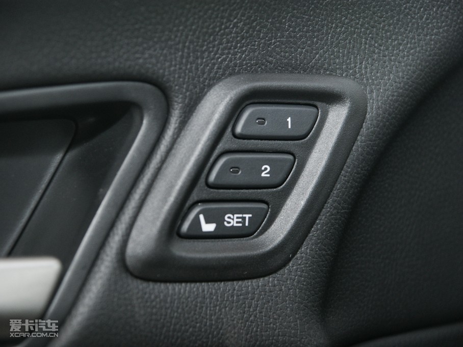 2011ԊD 3.5L Ԅ(dng)Ş