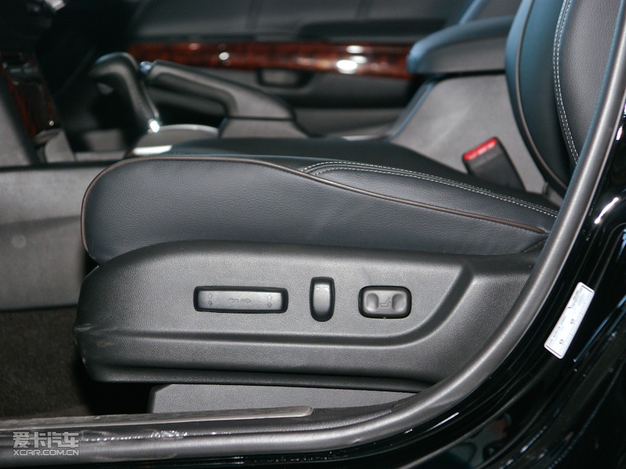 2011ԊD 3.5L Ԅ(dng)Ş